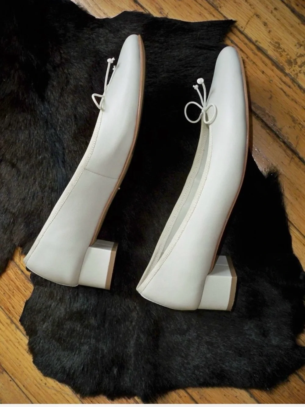 Tony Bianco maddi Pump in White